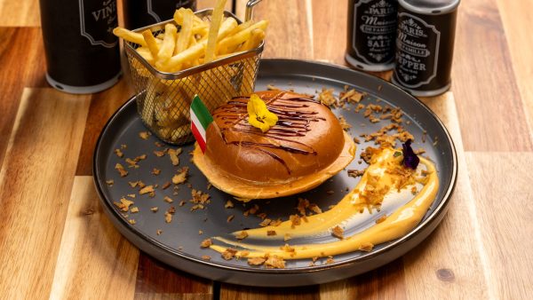 OZN  burger+cartofi pai prajiti